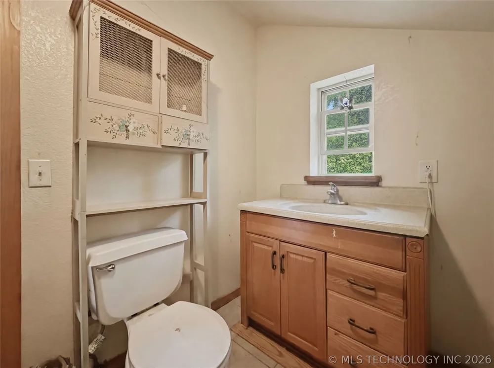 475753 E 653 ROAD Westville, OK 74965