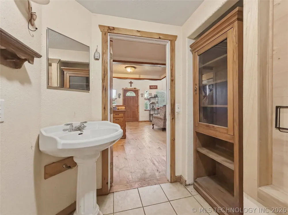 475753 E 653 ROAD Westville, OK 74965