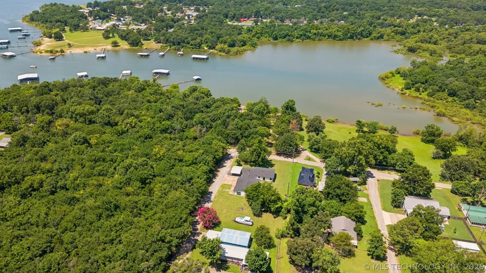 419027 E 1145 ROAD Eufaula, OK 74426