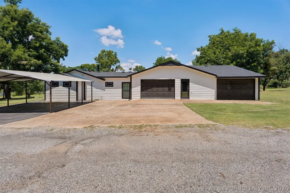 419027 E 1145 ROAD Eufaula, OK 74426