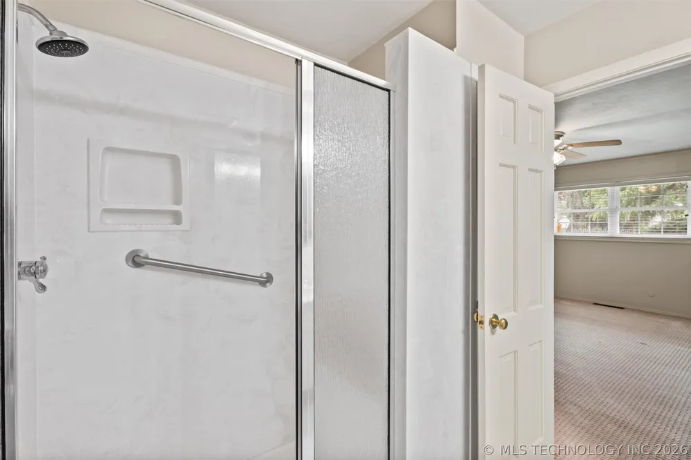 107 W 12th Street #107 Bartlesville, OK 74003