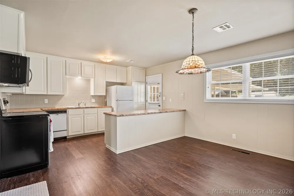 107 W 12th Street #107 Bartlesville, OK 74003