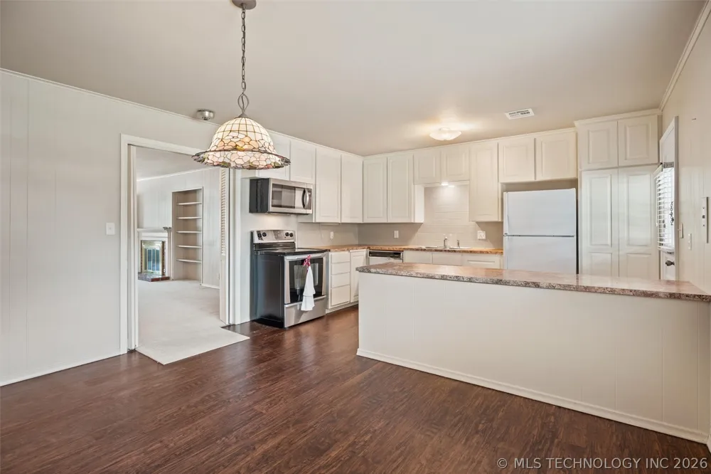 107 W 12th Street #107 Bartlesville, OK 74003