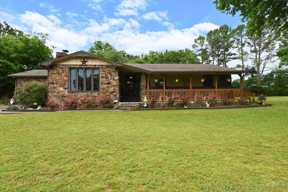 2487 S Muskogee Tahlequah, OK 74464