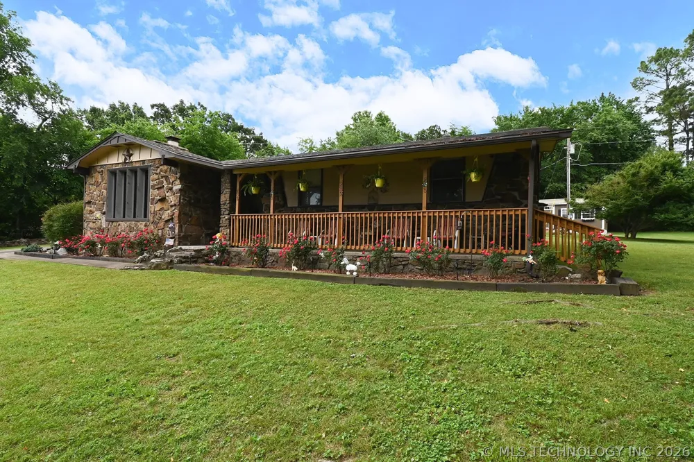 2487 S Muskogee Tahlequah, OK 74464