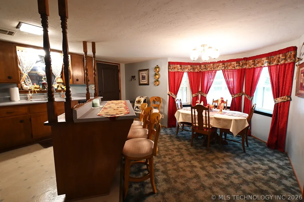 2487 S Muskogee Tahlequah, OK 74464