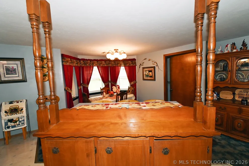 2487 S Muskogee Tahlequah, OK 74464
