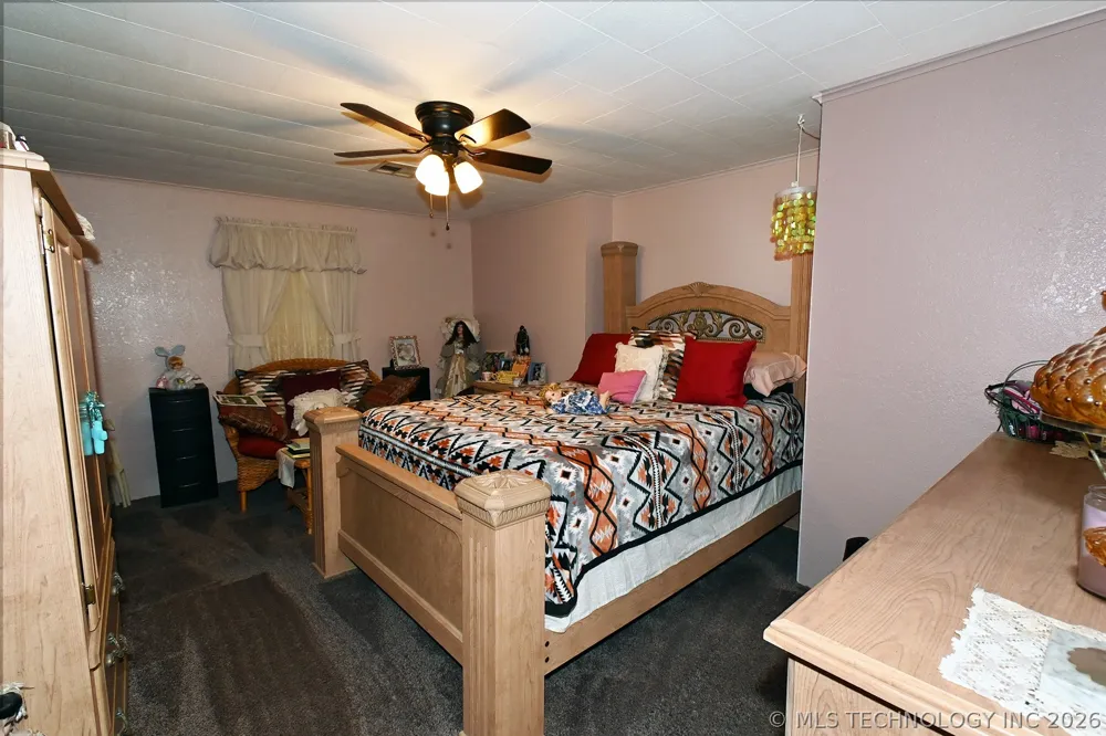 2487 S Muskogee Tahlequah, OK 74464