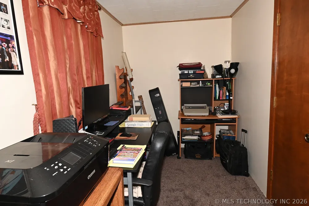 2487 S Muskogee Tahlequah, OK 74464