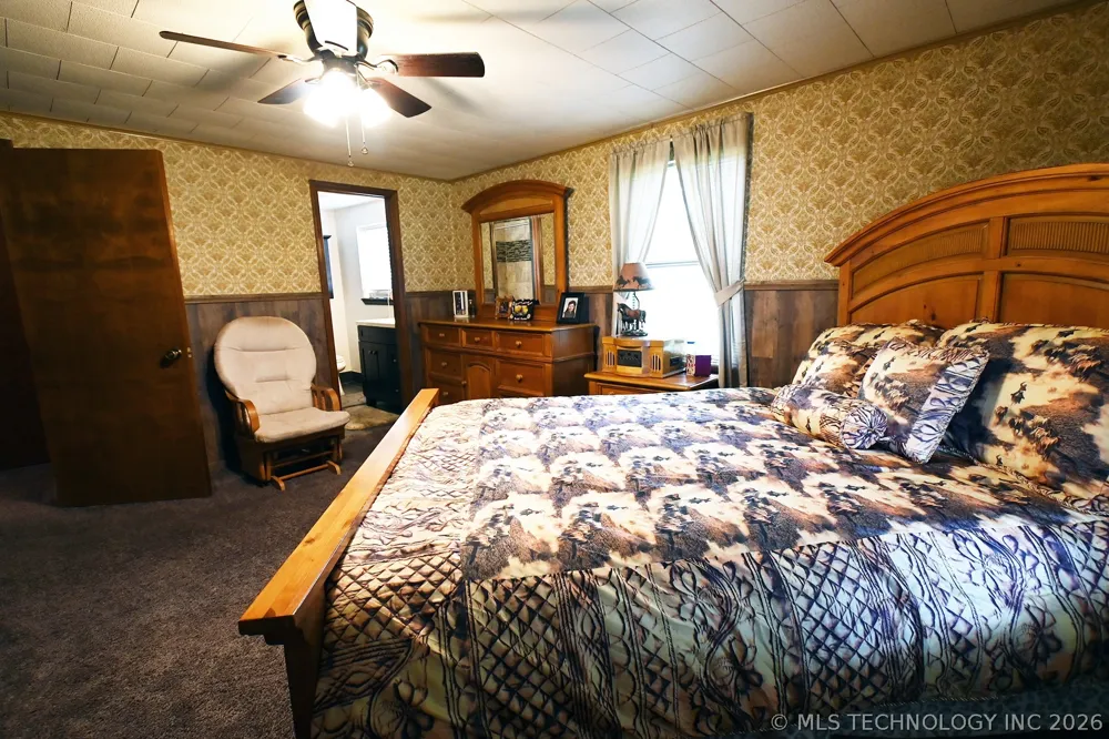 2487 S Muskogee Tahlequah, OK 74464