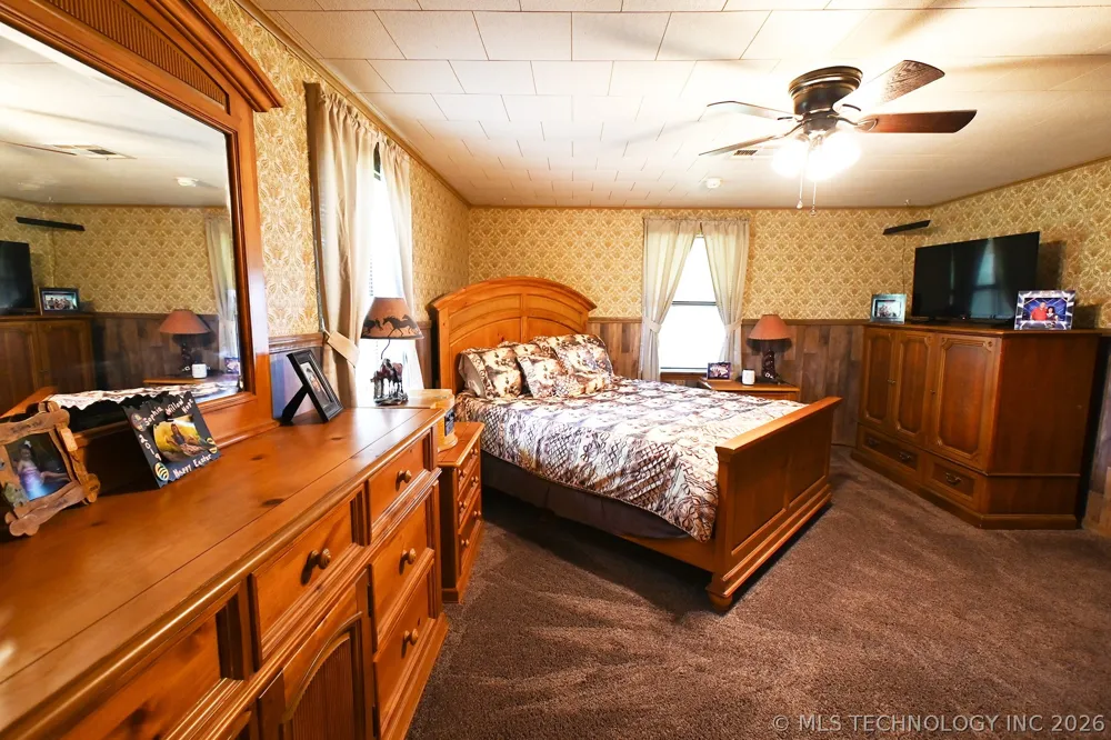 2487 S Muskogee Tahlequah, OK 74464