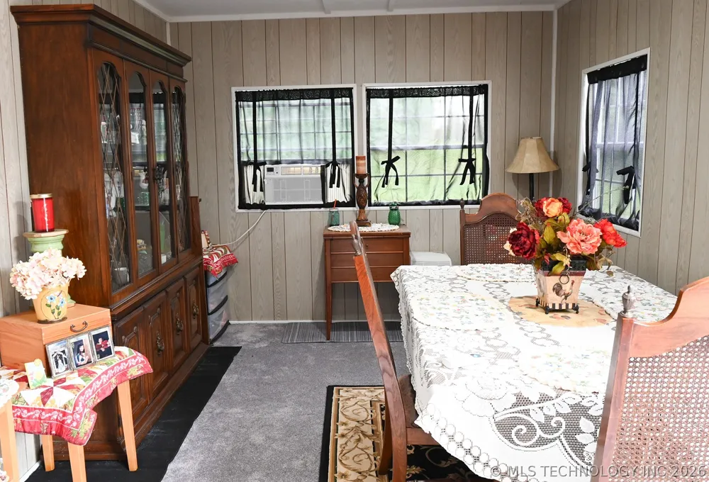 2487 S Muskogee Tahlequah, OK 74464