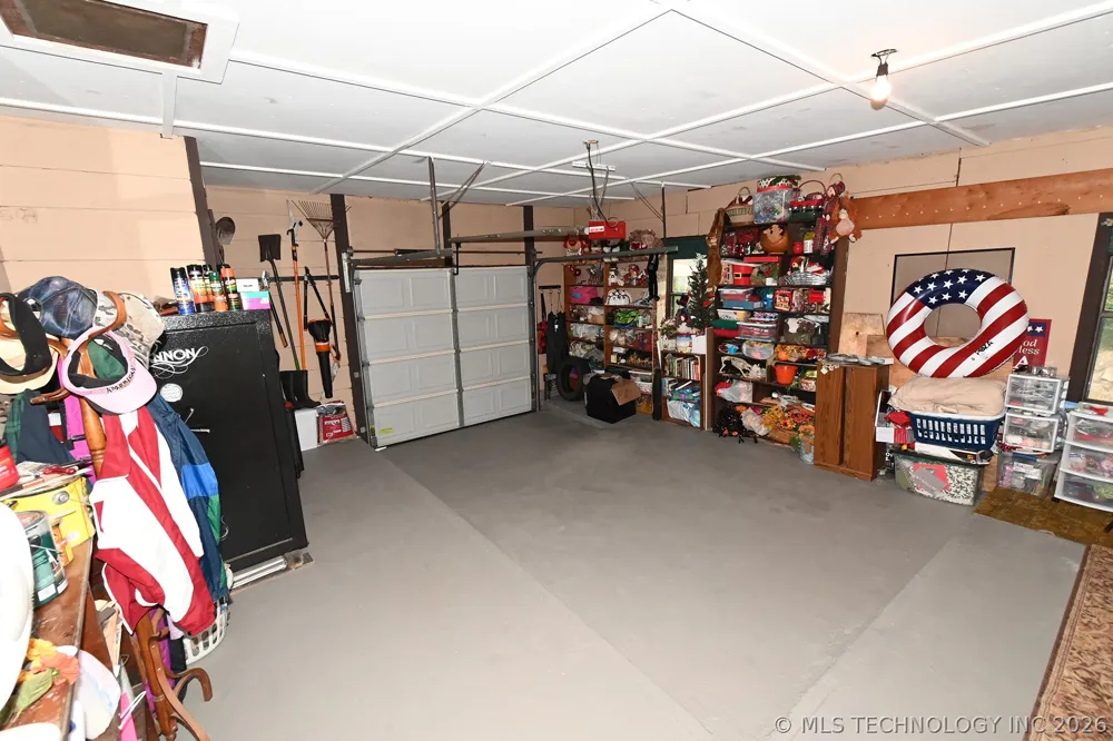 2487 S Muskogee Tahlequah, OK 74464