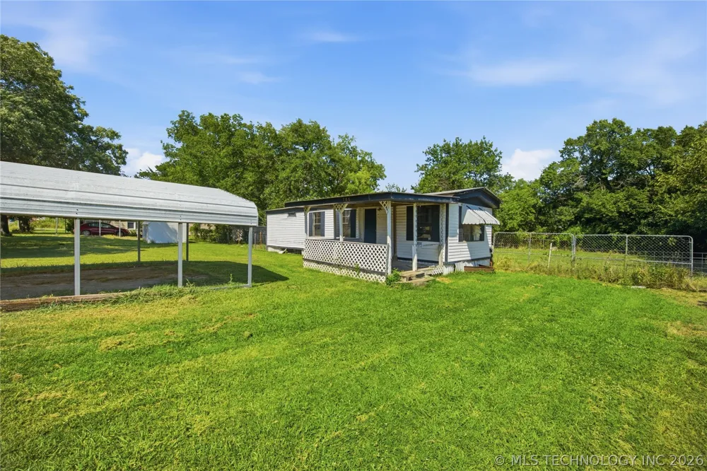 723 S Taylor Kiowa, OK 74553