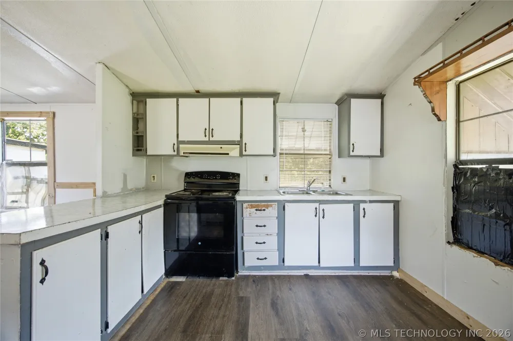 723 S Taylor Kiowa, OK 74553