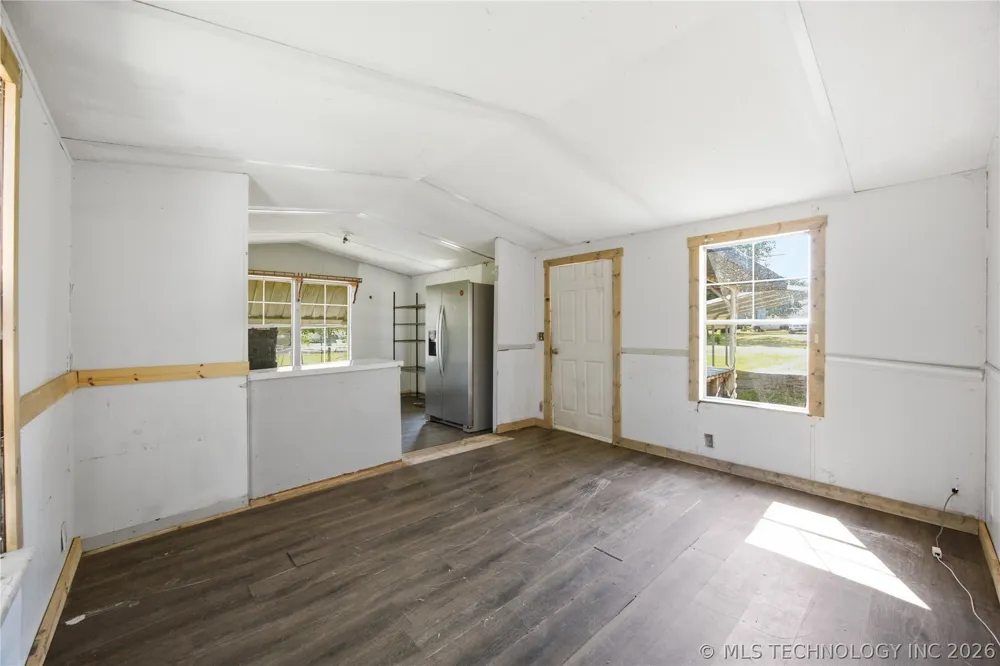 723 S Taylor Kiowa, OK 74553