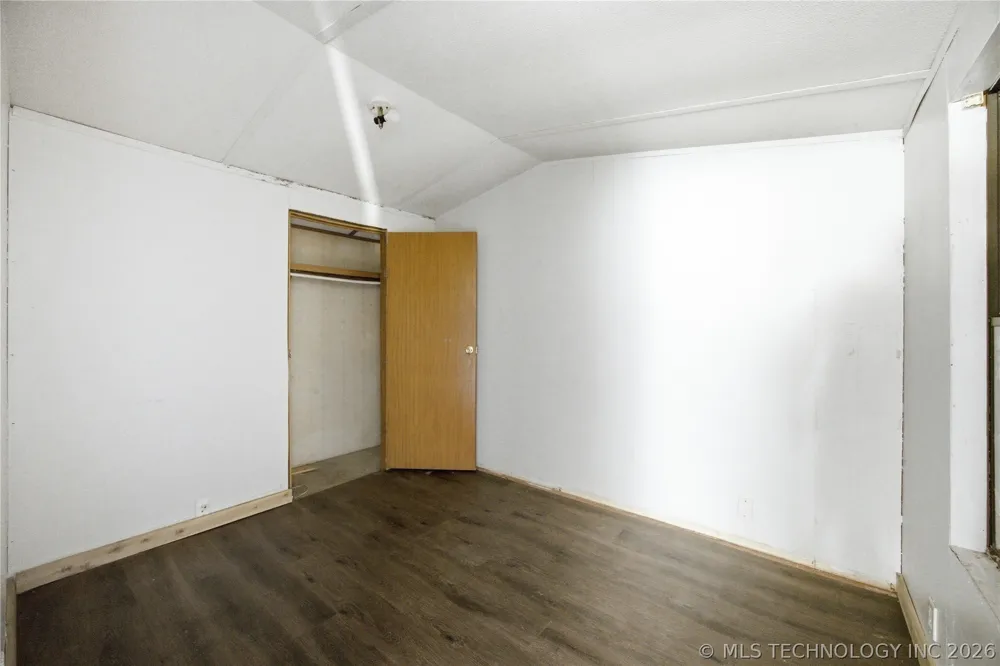 723 S Taylor Kiowa, OK 74553