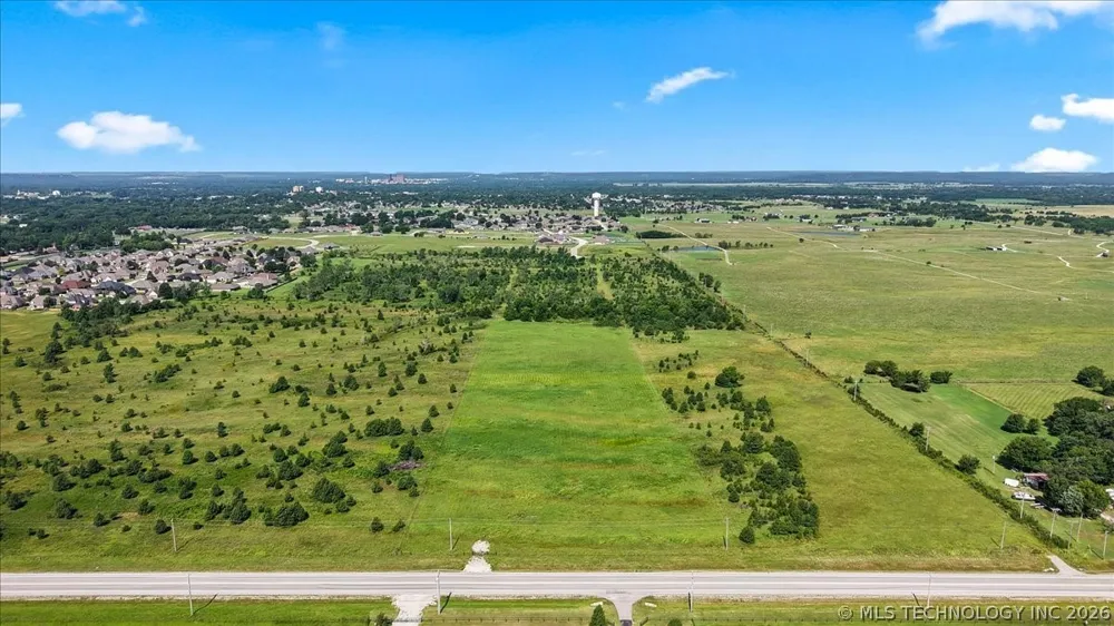 4 Bison Road Bartlesville, OK 74006