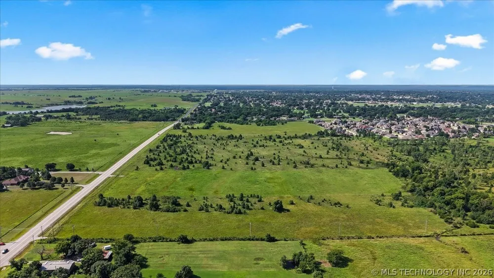 4 Bison Road Bartlesville, OK 74006