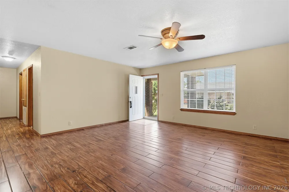 366 Elm Street Lone Grove, OK 73443
