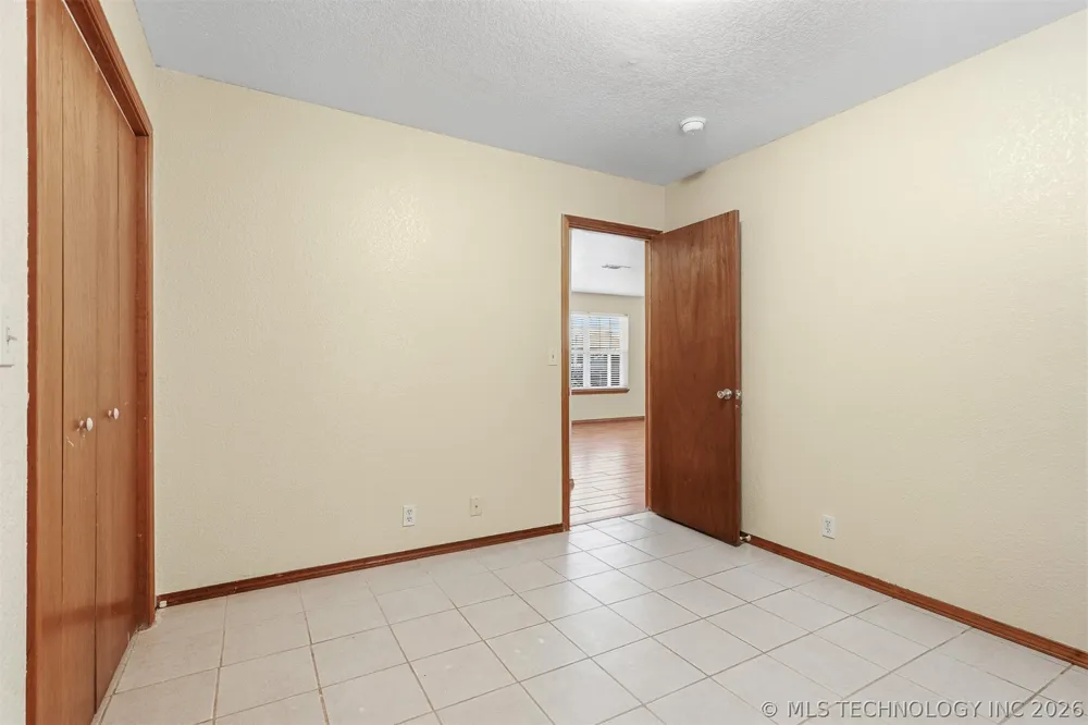 366 Elm Street Lone Grove, OK 73443