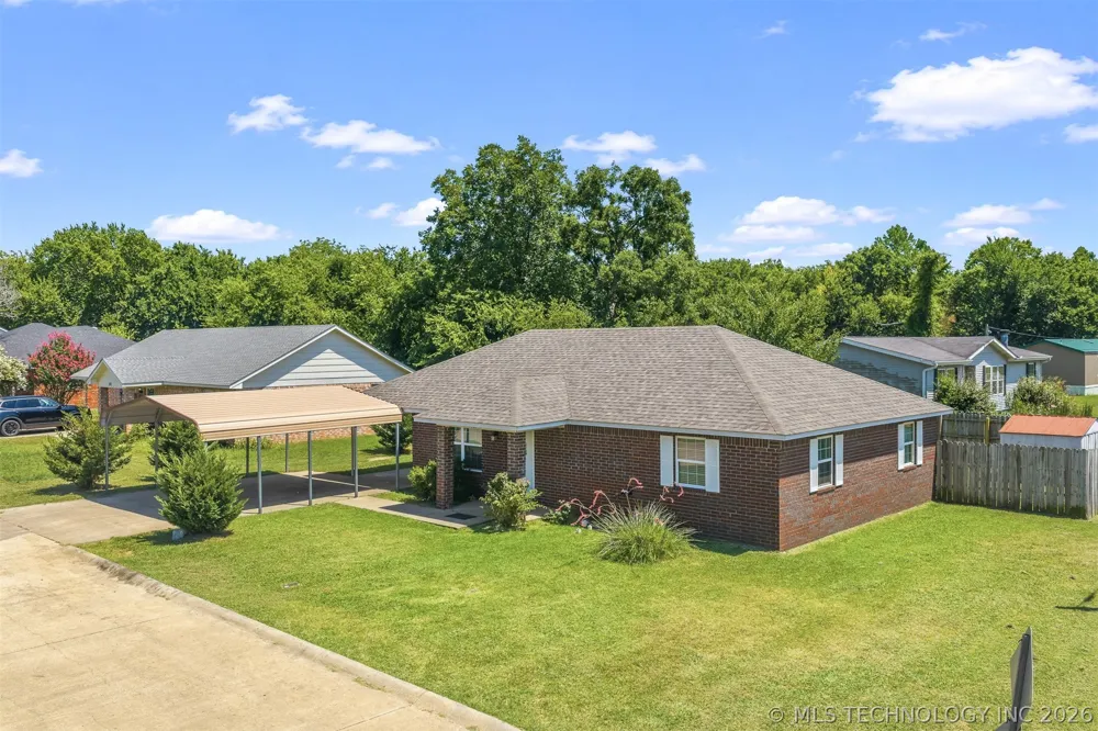 366 Elm Street Lone Grove, OK 73443