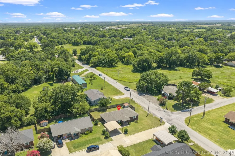 366 Elm Street Lone Grove, OK 73443