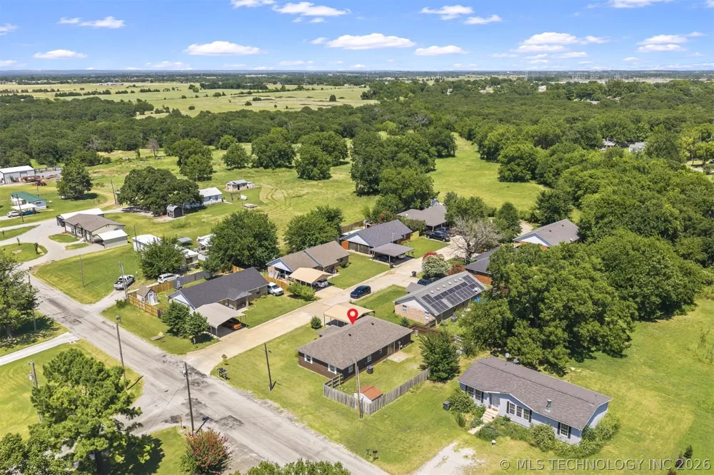 366 Elm Street Lone Grove, OK 73443