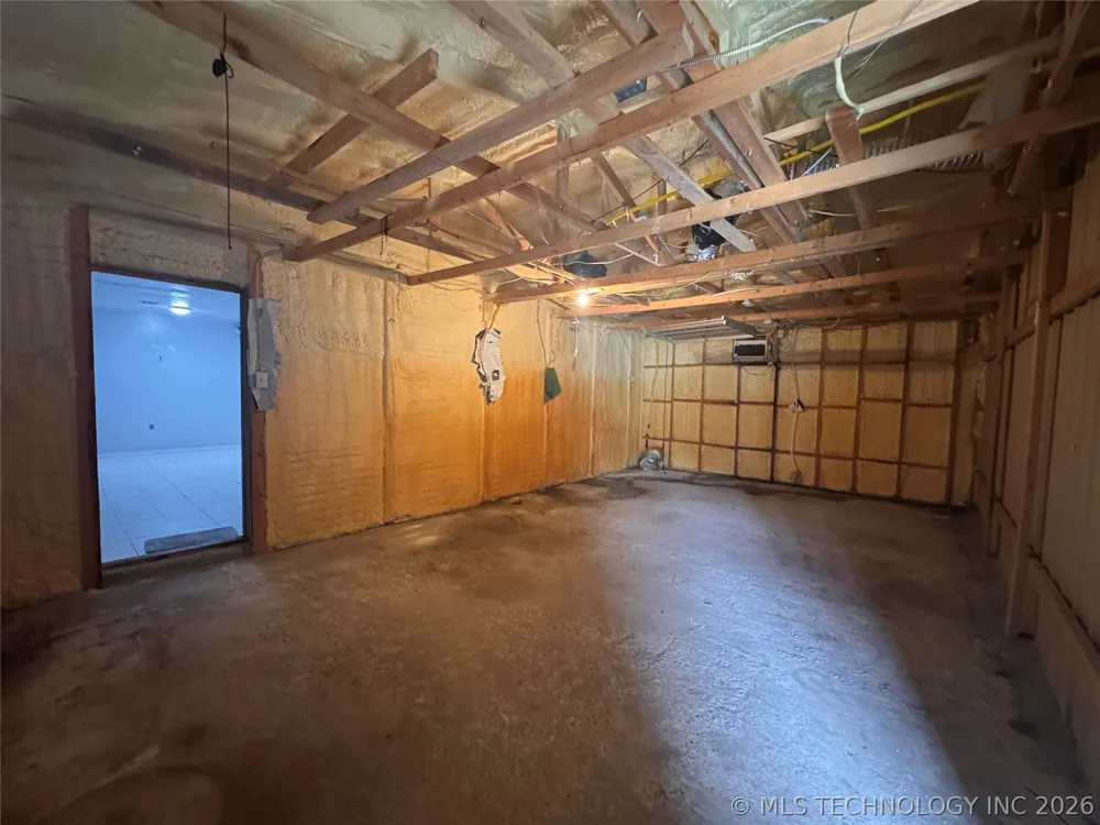 80852 S 4723 ROAD Stilwell, OK 74960