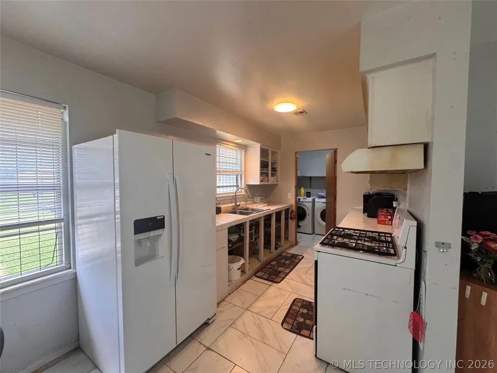 80852 S 4723 ROAD Stilwell, OK 74960