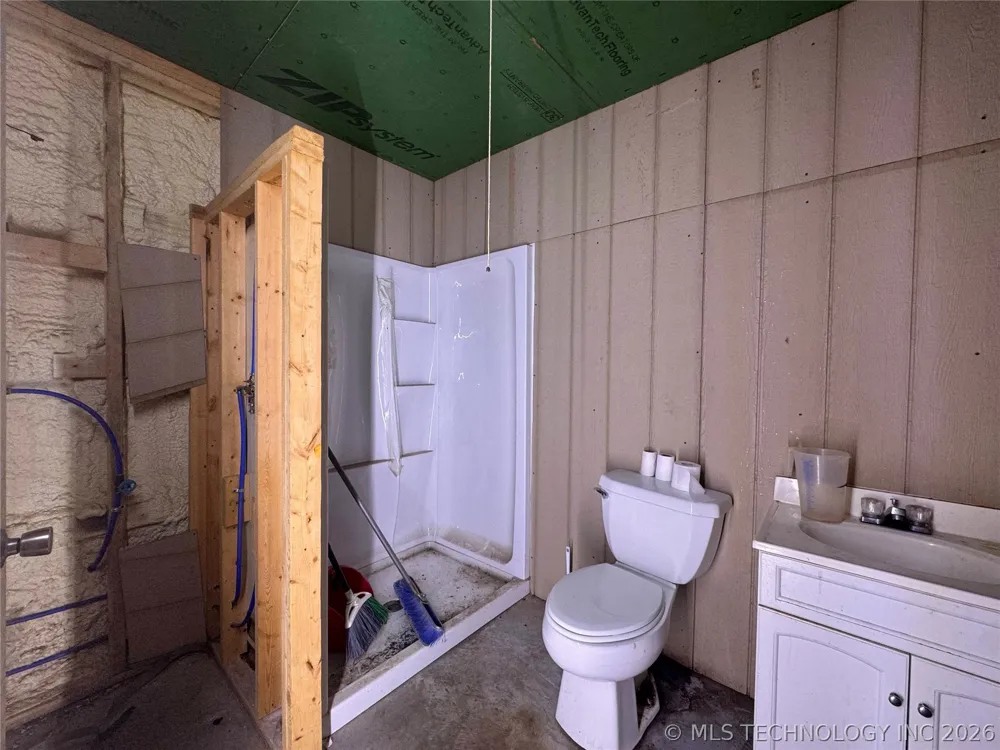80852 S 4723 ROAD Stilwell, OK 74960