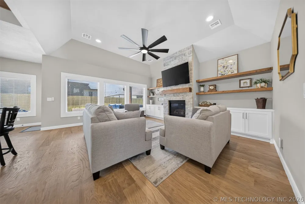 2034 E 129th Street S Jenks, OK 74037
