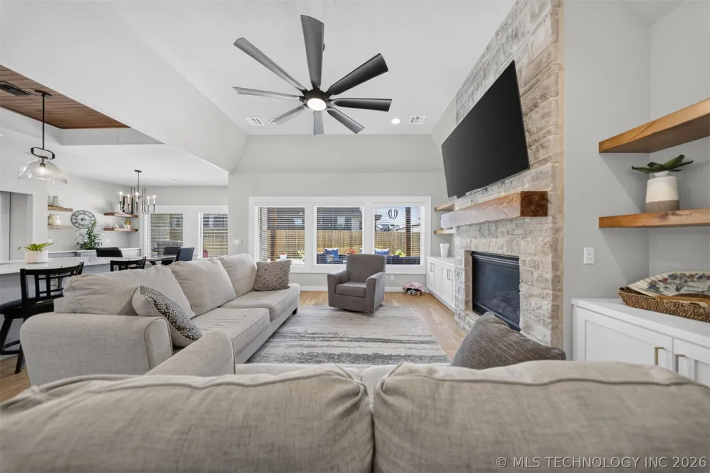 2034 E 129th Street S Jenks, OK 74037
