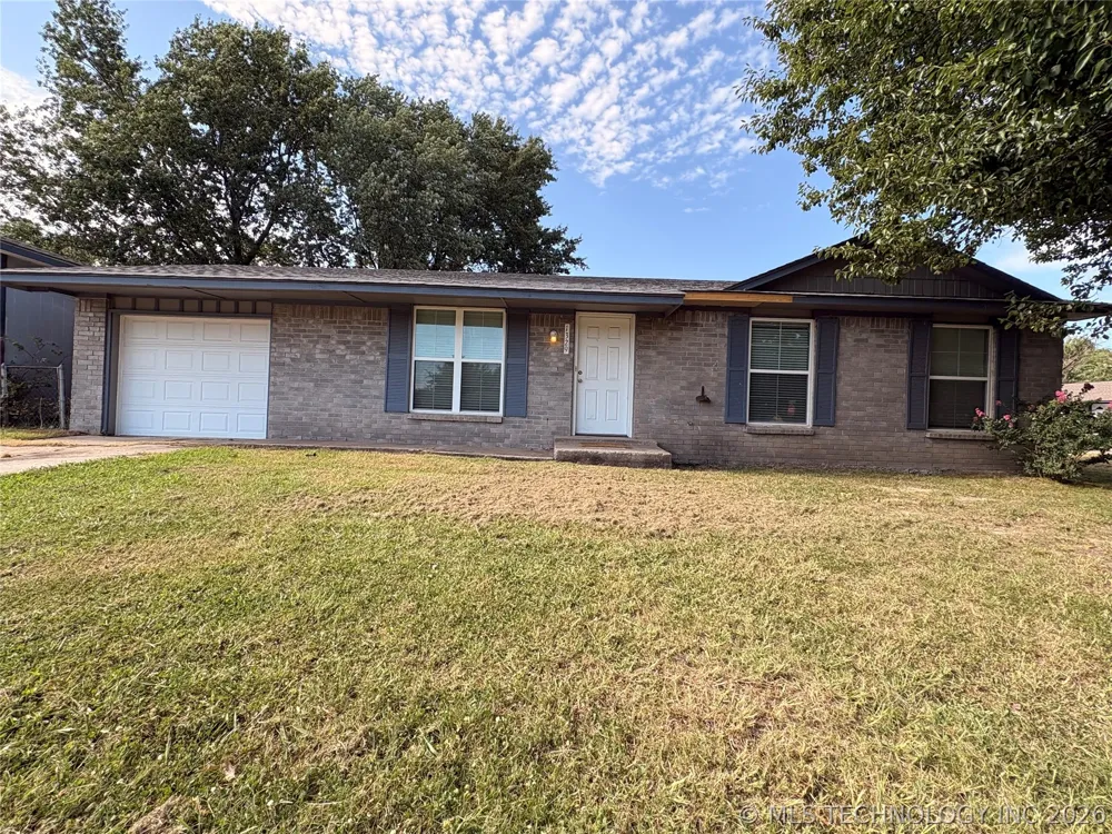 1329 NE 3rd Place Pryor, OK 74361