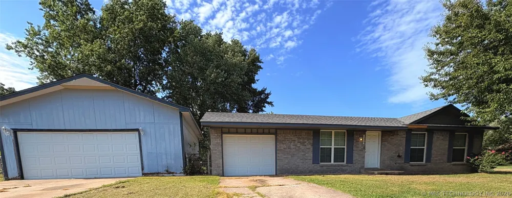 1329 NE 3rd Place Pryor, OK 74361