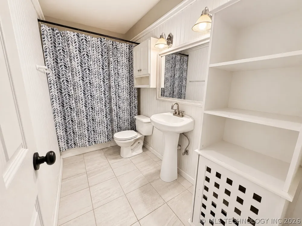 1329 NE 3rd Place Pryor, OK 74361