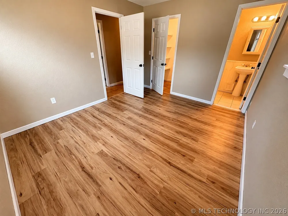 1329 NE 3rd Place Pryor, OK 74361