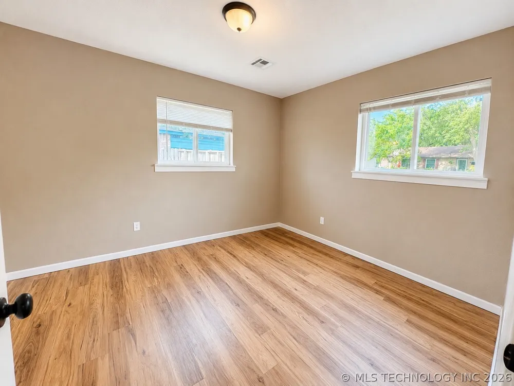 1329 NE 3rd Place Pryor, OK 74361