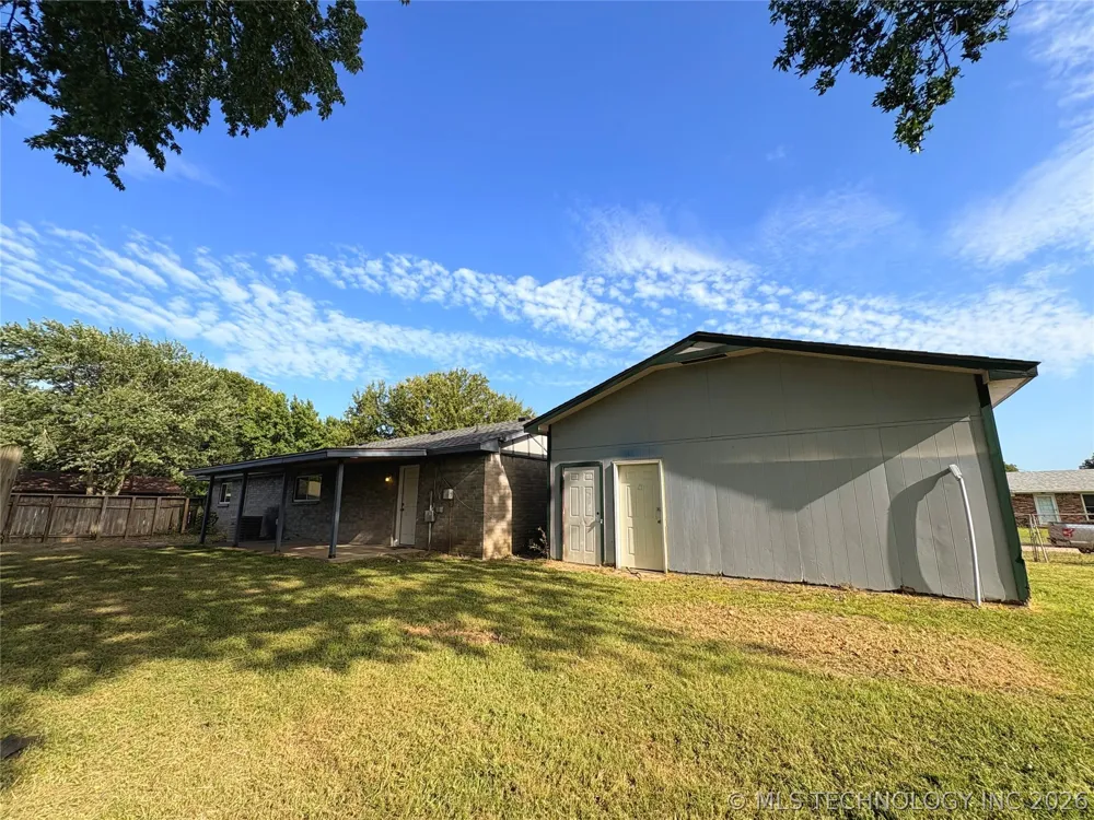 1329 NE 3rd Place Pryor, OK 74361