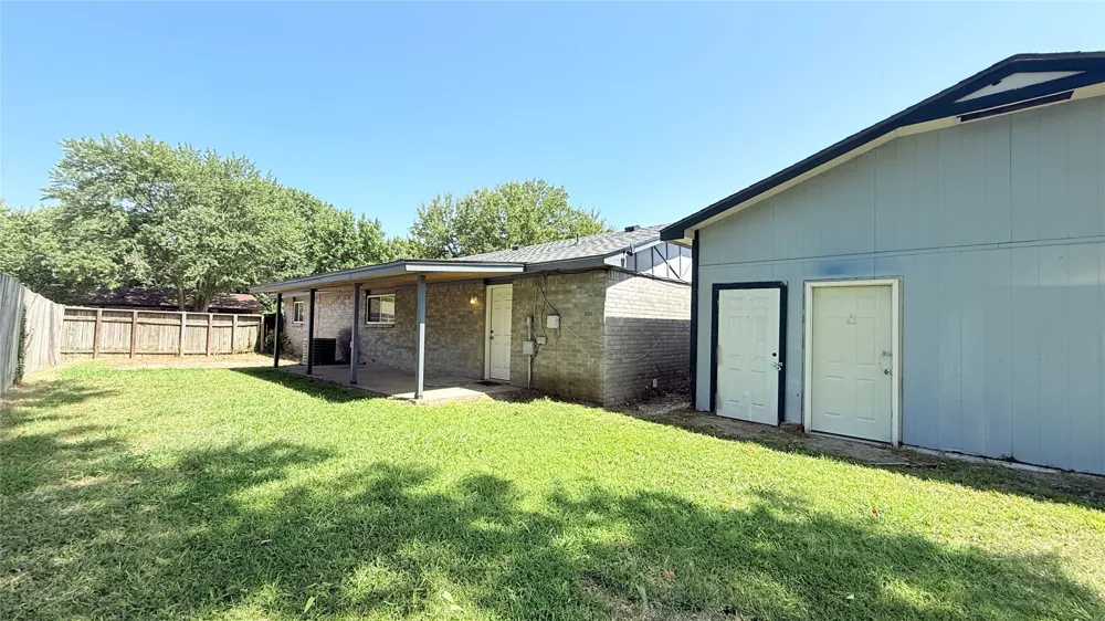 1329 NE 3rd Place Pryor, OK 74361