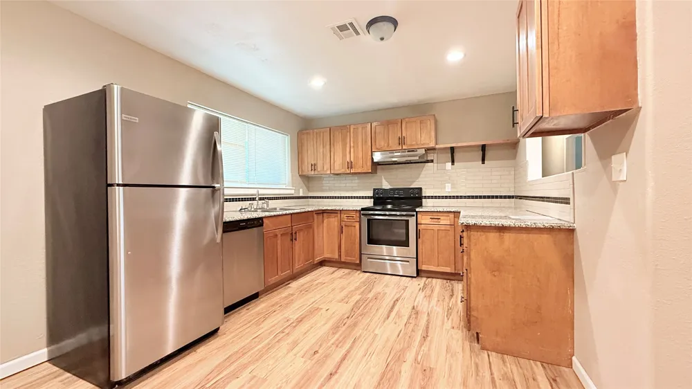 1329 NE 3rd Place Pryor, OK 74361