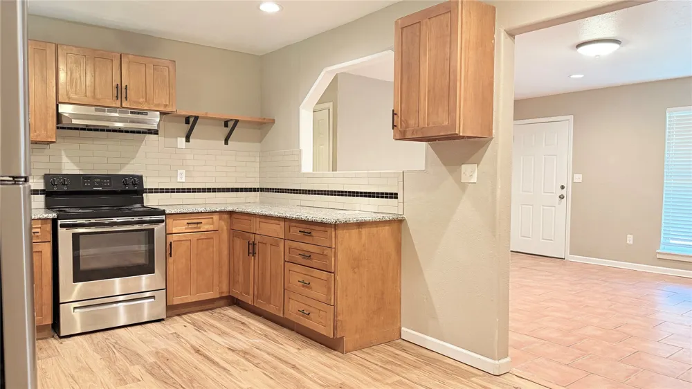 1329 NE 3rd Place Pryor, OK 74361
