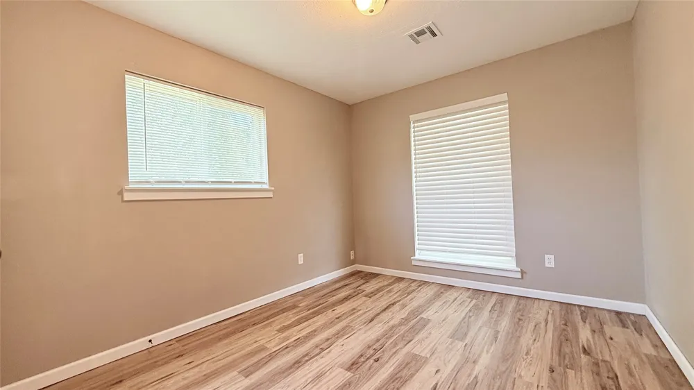 1329 NE 3rd Place Pryor, OK 74361