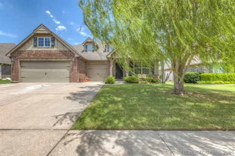 17415 E 45th Street