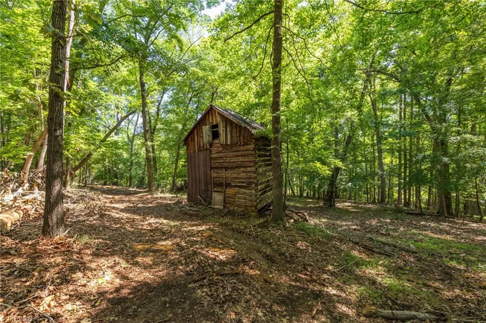 7289 Plunkett Road Stokesdale, NC 27357