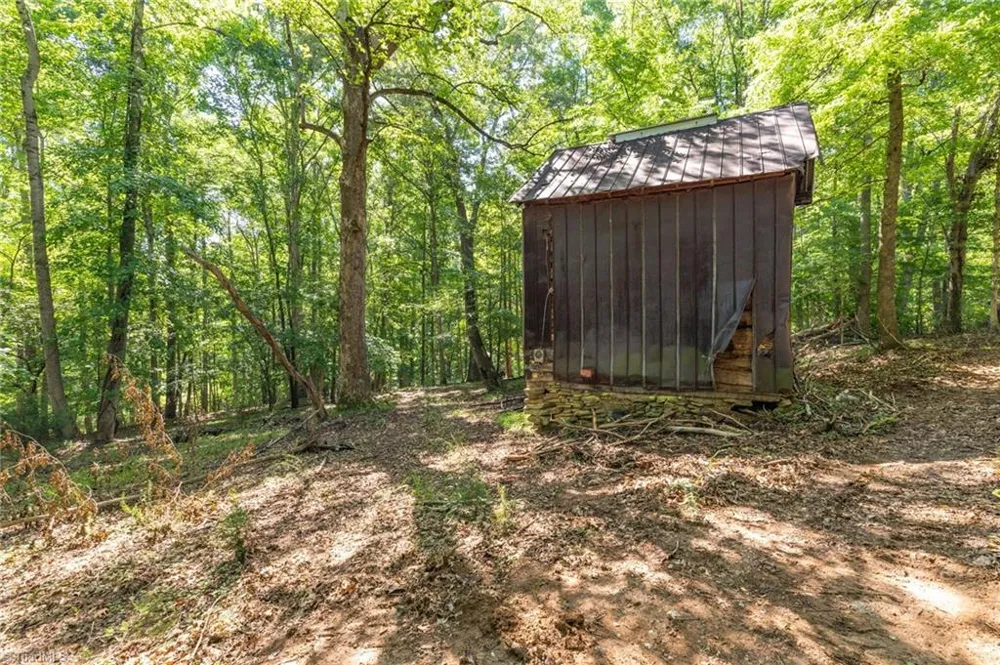 7289 Plunkett Road Stokesdale, NC 27357