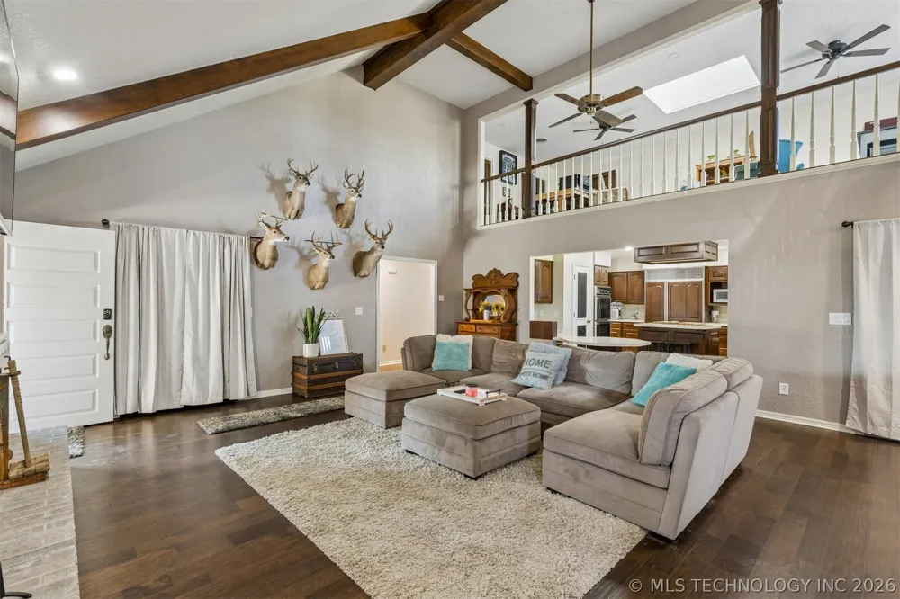 930 E 14th Cushing, OK 74023
