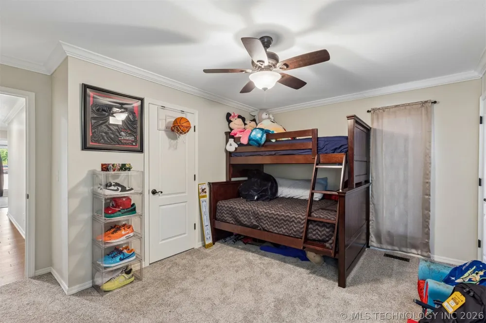 930 E 14th Cushing, OK 74023