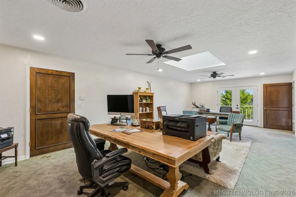 930 E 14th Cushing, OK 74023
