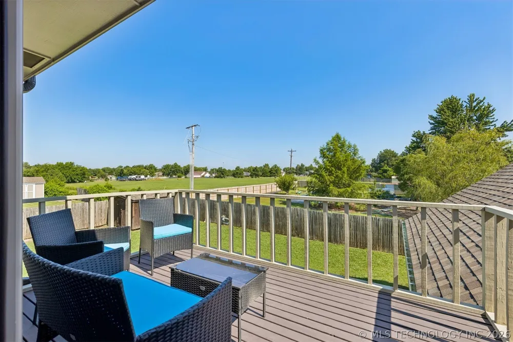 930 E 14th Cushing, OK 74023